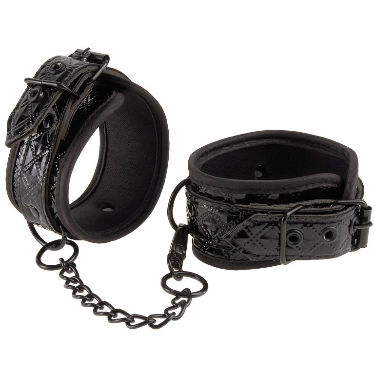 PipeDream «Couture Cuffs» черные наручники из неопрена, PD4462-23